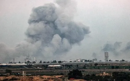 قطاع غزة يستقبل أول أيام السنة بقصف مكثف للطائرات والمدفعية