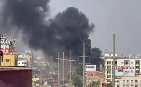الجيش السوداني يقصف قواعد للدعم السريع وبرهان يقطع علاقة بلاده بـ "إيغاد"