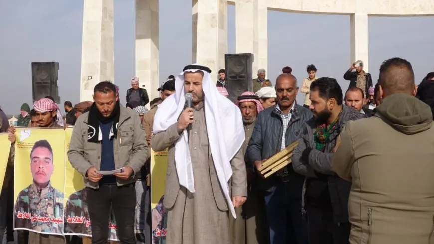 الرقة تزفُّ 3 شهداء بينهم شقيقان