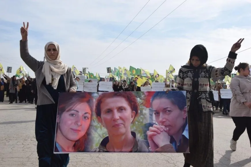 "خالدات في قلوبنا وشعلة ثورتهن مستمرة بثورتنا"
