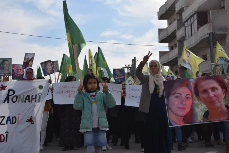 "خالدات في قلوبنا وشعلة ثورتهن مستمرة بثورتنا"