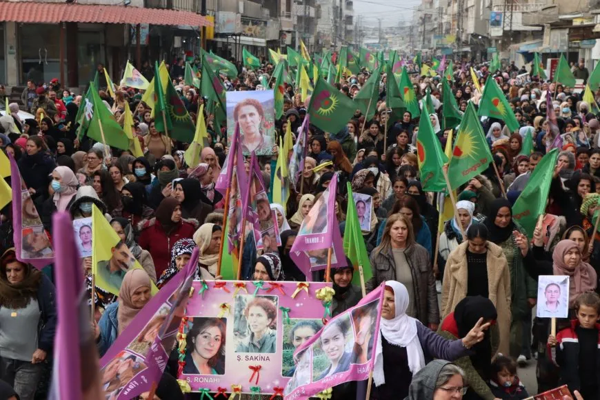"خالدات في قلوبنا وشعلة ثورتهن مستمرة بثورتنا"