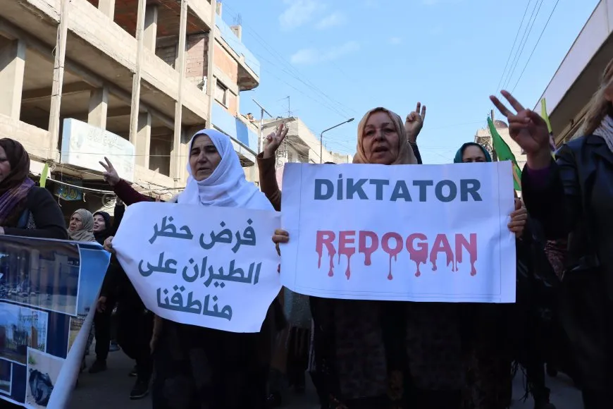 الآلاف في مقاطعة الجزيرة ينددون بهجمات دولة الاحتلال ويتوعدونها بالانتقام