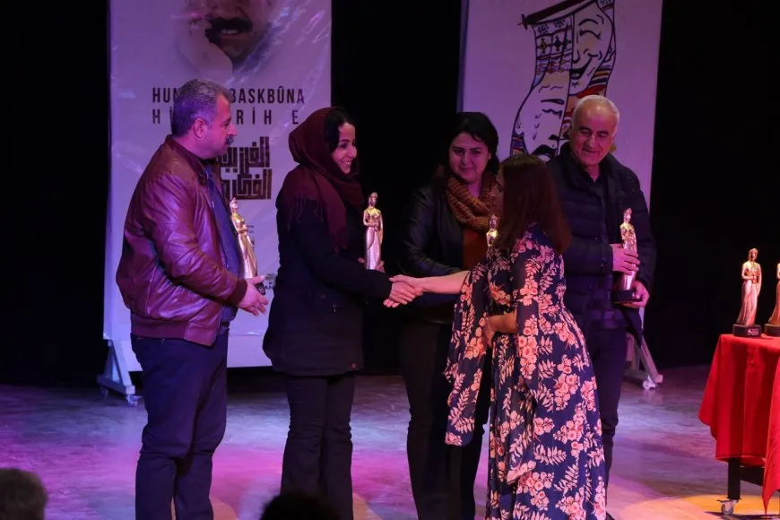 مهرجان ميتان المسرحي الخامس يختتم فعالياته
