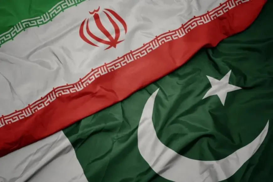 بعد توترات بين البلدين.. عبد اللهيان إلى باكستان الإثنين المقبل
