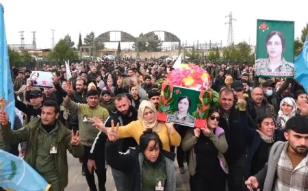 تنفيذاً لوصيتها جثمان الشهيدة سورخين روجهلات يوارى الثرى في كوباني