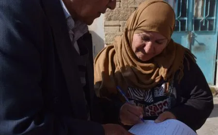 جمع التواقيع في تربه سبيه لحرية القائد عبدالله أوجلان