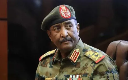البرهان يتوجه إلى ليبيا تلبية لدعوة الدبيبة
