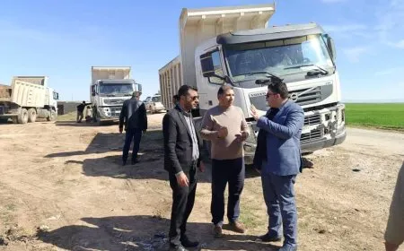استكمال أعمال تنظيف مجرى نهر جغجغ من النفط المتسرب جراء القصف التركي