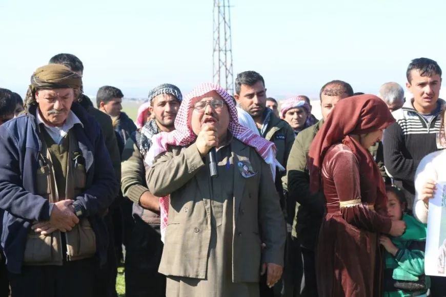تقديم واجب العزاء لذوي مقاتلة HRE الشهيدة جيجك كوباني