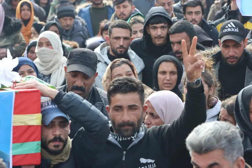 تشييع جثامين شهداء قوى الأمن الداخلي بمراسم جماهيريّة