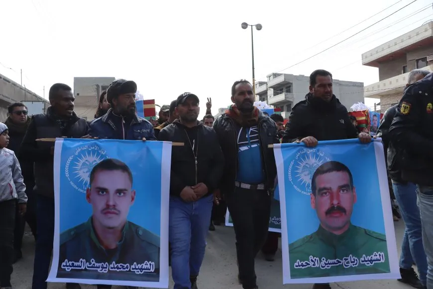 تشييع جثامين شهداء قوى الأمن الداخلي بمراسم جماهيريّة