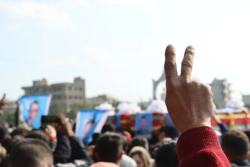 تشييع جثامين شهداء قوى الأمن الداخلي بمراسم جماهيريّة