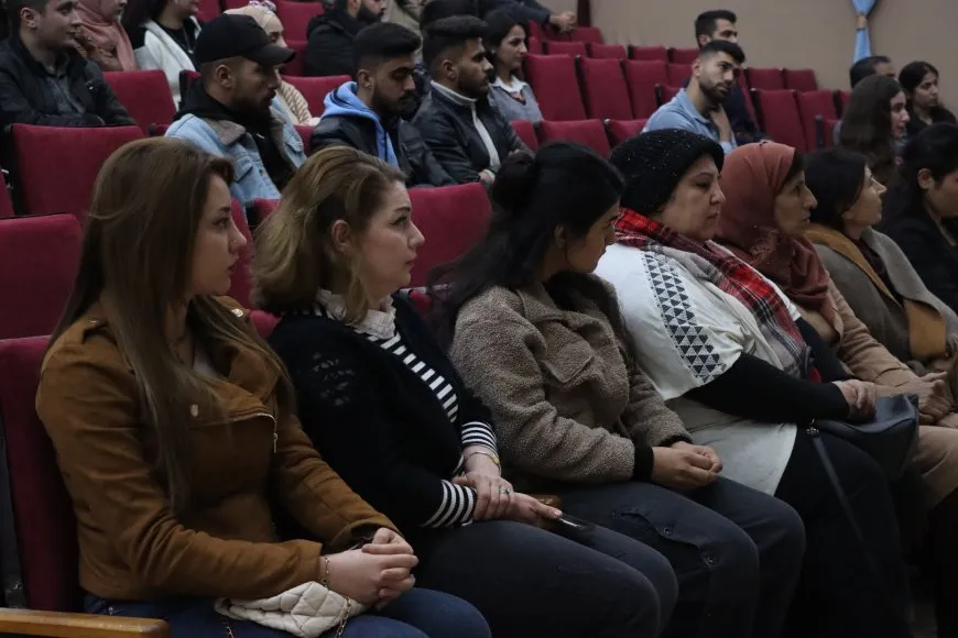 أول مهرجان للصور الفوتوغرافية في إقليم شمال وشرق سوريا يُنظّم في قامشلو