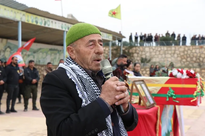 تشييع جثمان المقاتل في قسد محمد شيخ مصطفى في حلب