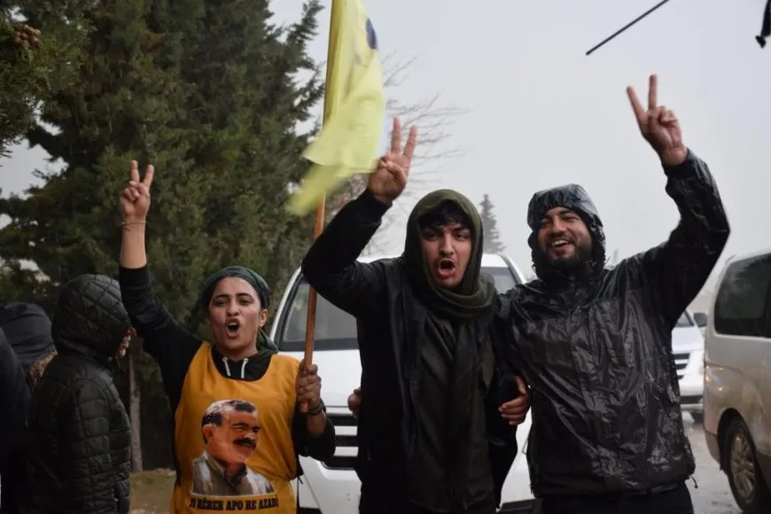 شبيبة الفرات يواصلون مسيرتهم الطويلة لليوم الثاني