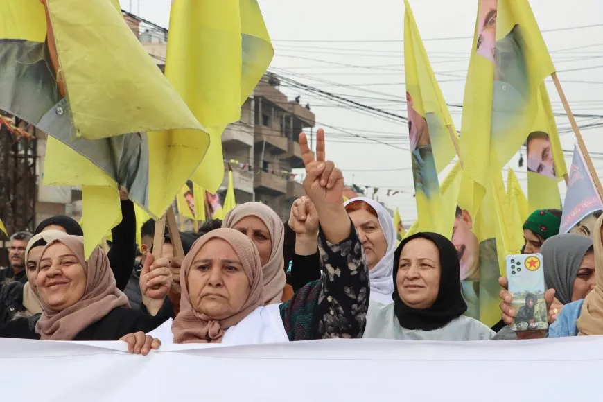 أهالي: لنفشل مخططات المتآمرين عن طريق التعمق بفلسفة القائد