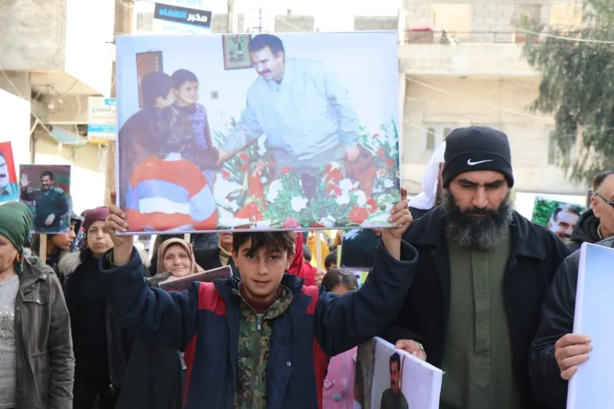 "القائد عبد الله أوجلان صنع التاريخ بأفكاره القائمة على أخوة الشعوب" 