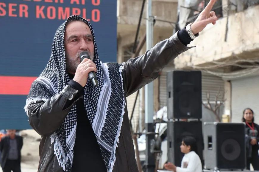 "القائد عبد الله أوجلان صنع التاريخ بأفكاره القائمة على أخوة الشعوب" 