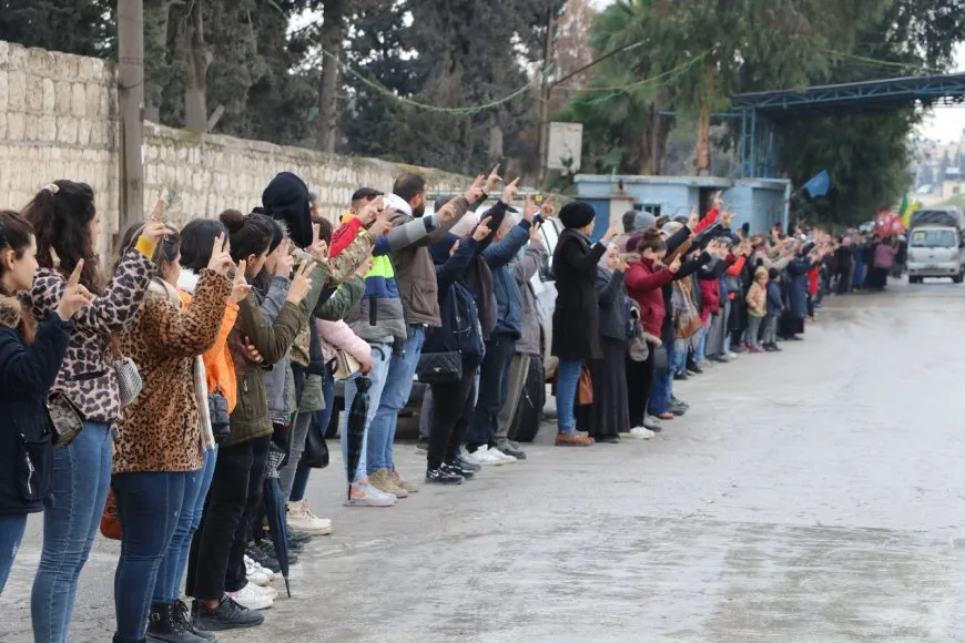 أهالي حلب يستقبلون جثمان مقاتل YPG باكور عفرين