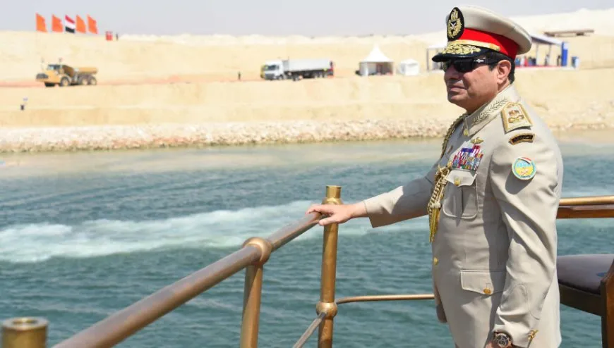 السيسي: تراجع إيرادات قناة السويس إلى النصف