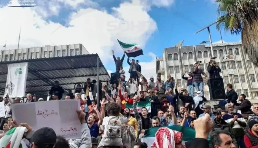 الاحتجاجات مستمرة ضد حكومة دمشق في السويداء