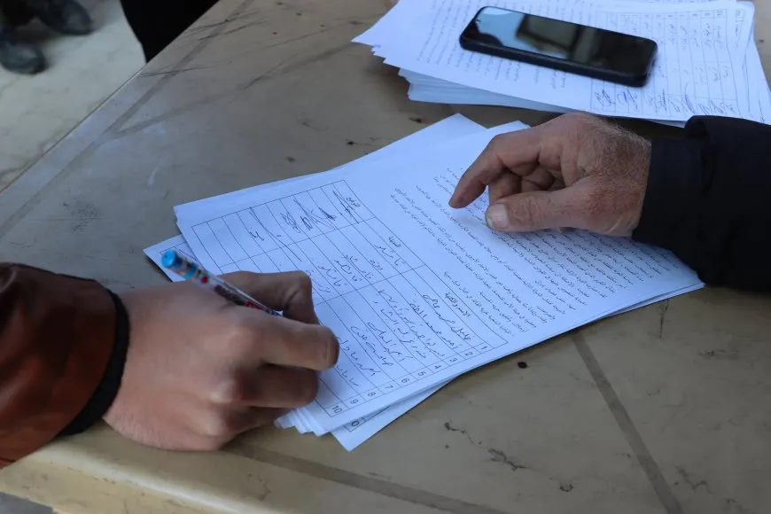 عملية جمع التواقيع تتواصل في أحياء قامشلو وبلداتها