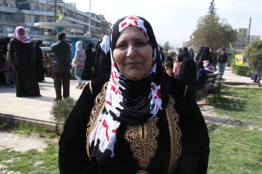 حشود غفيرة توقّع على العريضة المطالبة بالحرية الجسدية للقائد عبد الله أوجلان