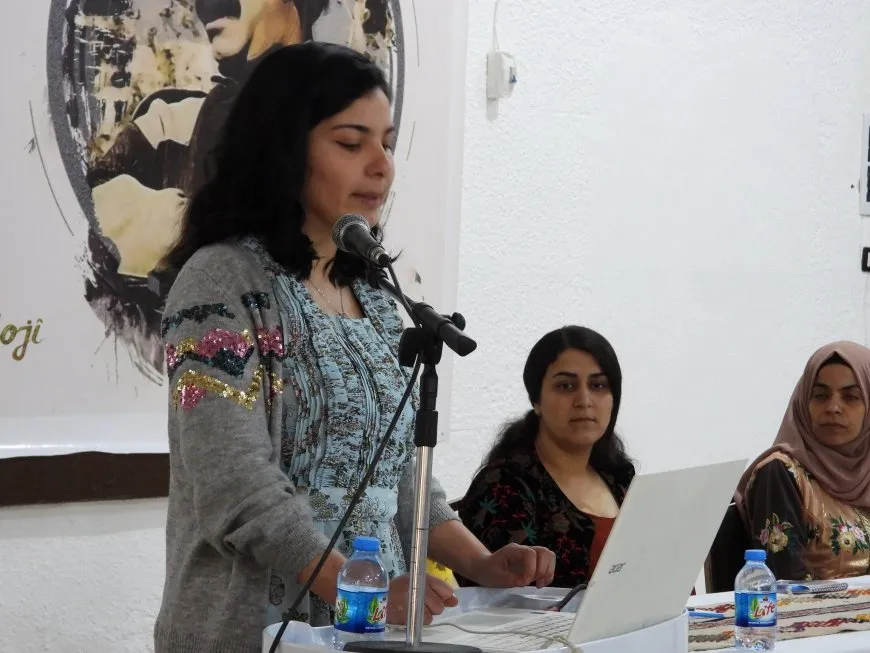ورشة عمل لمراكز أبحاث الجنولوجيا تحت شعار" بأطروحات الحرية نمضي نحو ثورة المرأة"