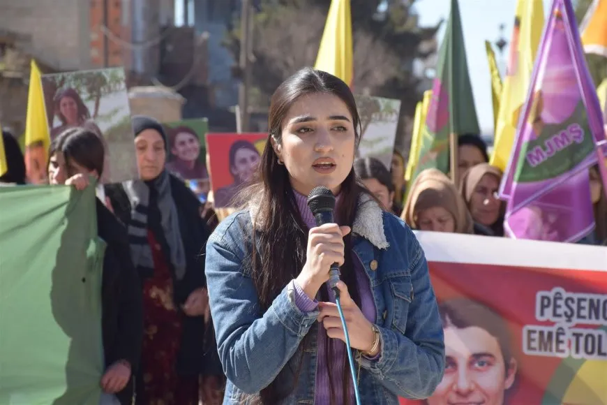 خلال مسيرتين حاشدتين.. شبيبة وأهالي مقاطعة الجزيرة يتعهدون بالانتقام لدماء بيشنك وسارة
