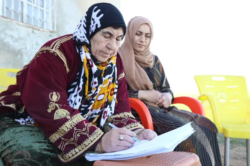 "مصمّمون على تحقيق حرية القائد الجسدية بجمع التواقيع"