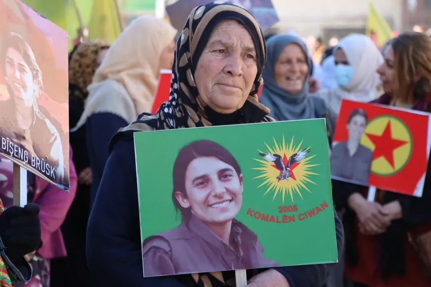 "حزب العمال الكردستاني يمثل كرامتنا"