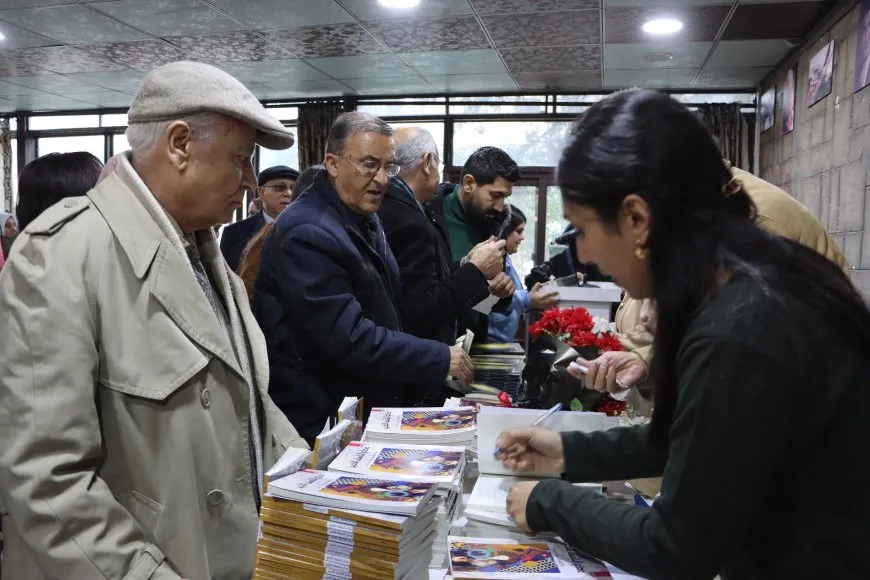 حفل توقيع كتابين في مدينة قامشلو