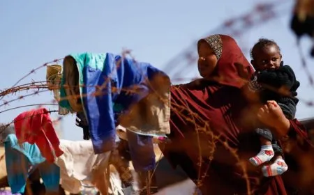 أمّان على الأقل تموتان كل ساعة في قطاع غزة