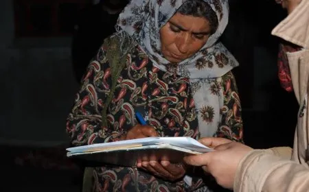 بشغف كبير.. استمرار التوقيع لحرية القائد عبد الله أوجلان الجسدية