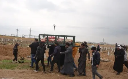 جثمان الأديبة فوزية المرعي يوارى الثرى في الرقة