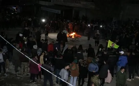 المحتفلون في ليلة نوروز: احتفالاتنا القادمة ستكون برفقة قائدنا