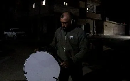 المسحراتي طقس رمضاني لا يزال حاضر في مقاطعة الرقة