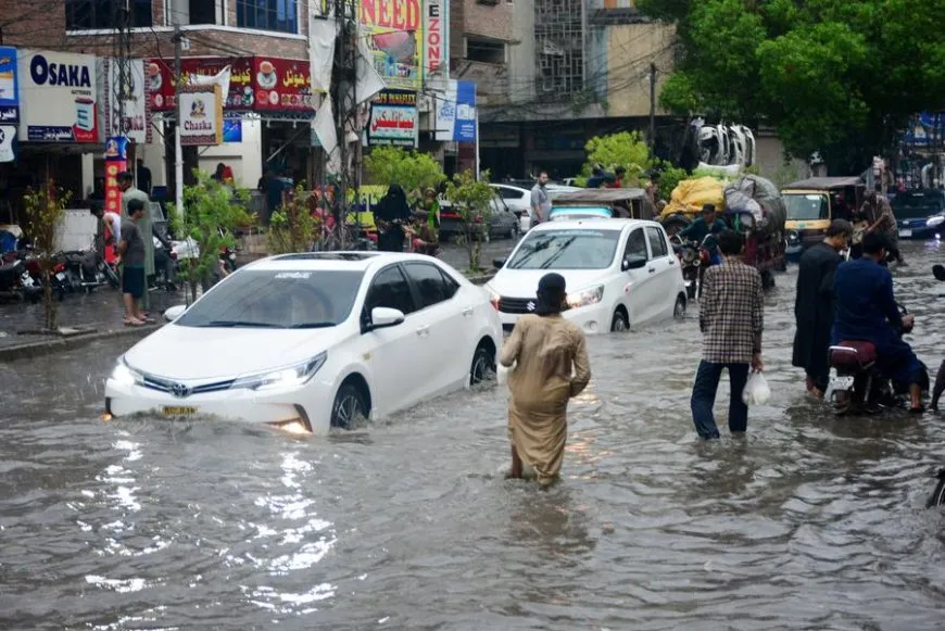 فقدان 29 باكستانياً وإصابة 50 آخرين بأمطار كارثية