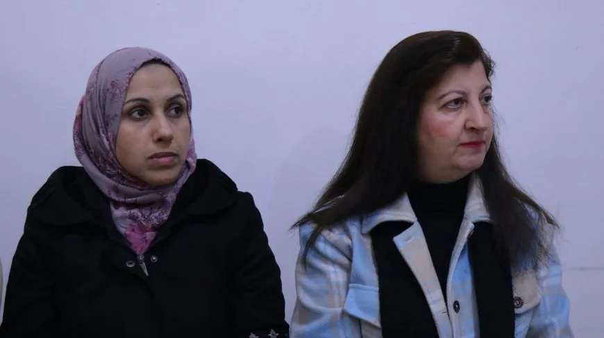 "قوة ومقاومة المرأة تغلبان الظروف التي تعيق وجهتها"