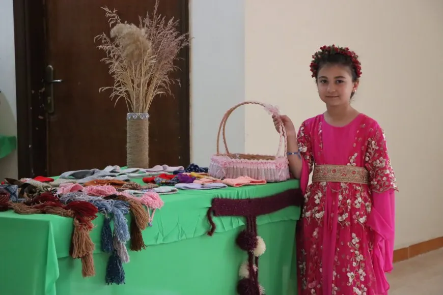 إشادة بنضال المرأة ودعوة لوحدة نسائية عالمية 