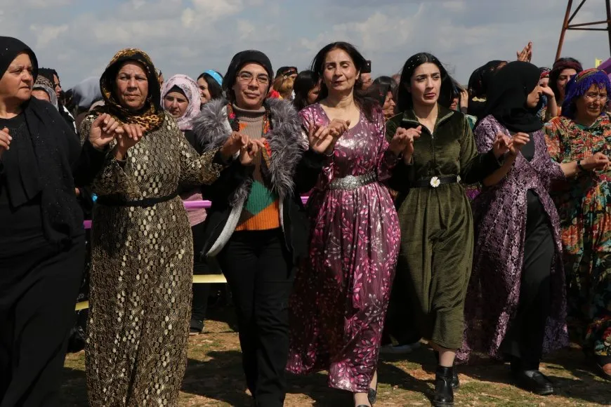 مشاهد متنوعة من فعاليات اليوم العالمي للمرأة في إقليم شمال وشرق سوريا وحلب