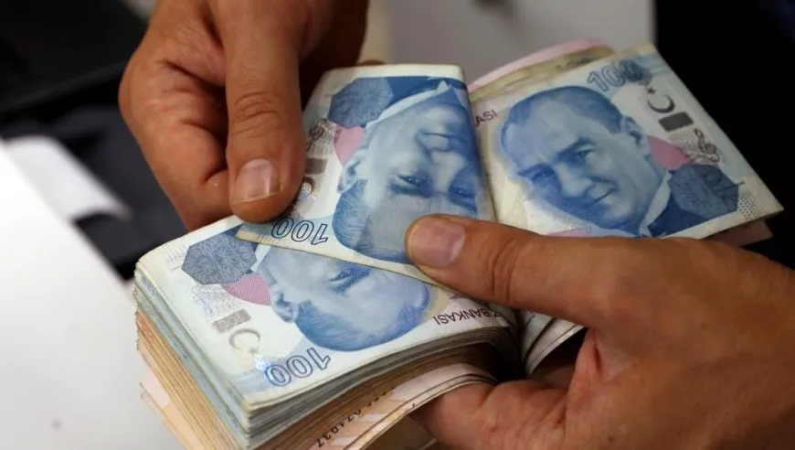 الليرة التركية تواصل الهبوط أمام الدولار الامريكي