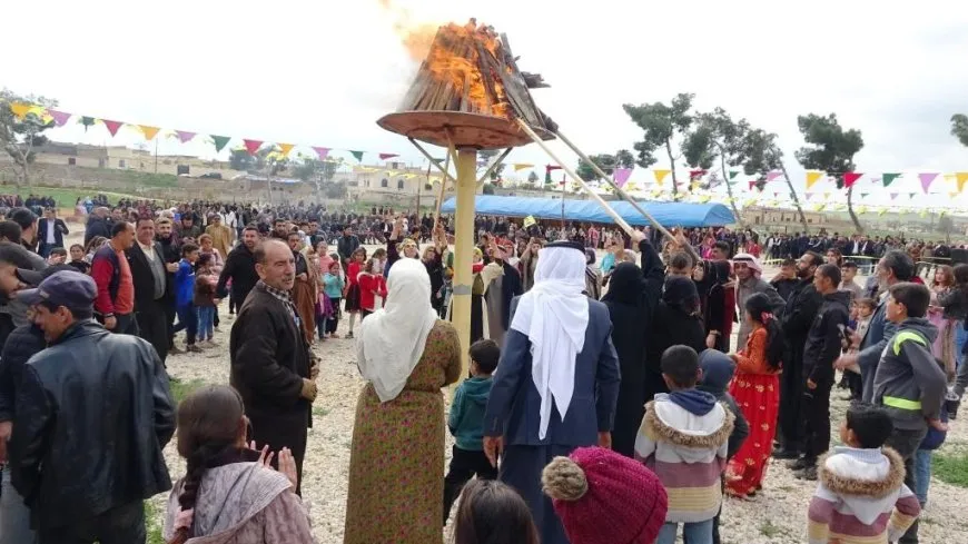أهالي عين عيسى يحتفلون بنوروز ويؤكدون أنه يرمز لمقارعة الظلم ولاضطهاد