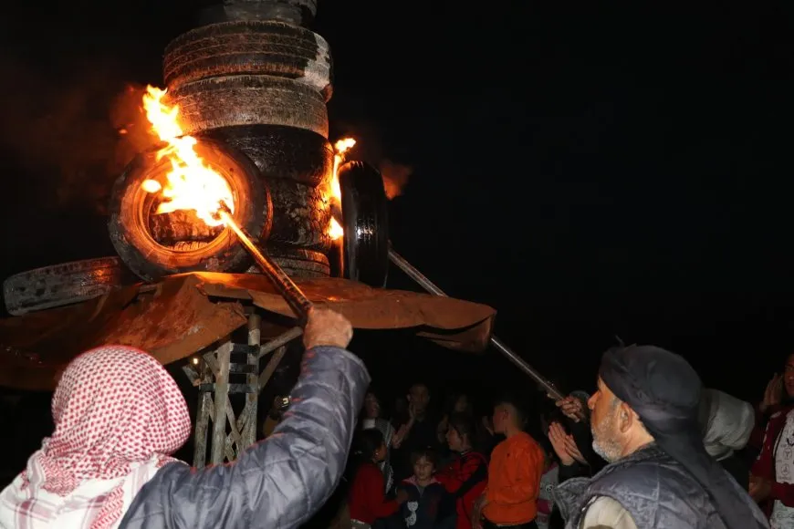 شعلة نوروز تشتعل في المدن والقرى استعداداً للاحتفاليات الكبرى
