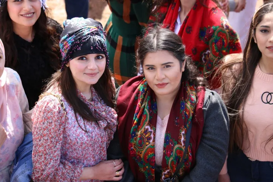 حشود المحتفلين بنوروز 2024 دليل على مدى الارتباط بالقائد عبد الله أوجلان