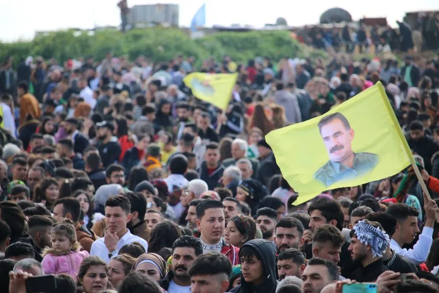 حشود المحتفلين بنوروز 2024 دليل على مدى الارتباط بالقائد عبد الله أوجلان