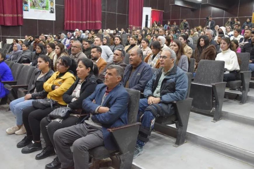 سلسلة عروض مسرحية بمناسبة اليوم العالمي للمسرح