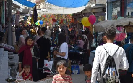 تحضيرات عيد الفطر في كوباني رغم ارتفاع الأسعار
