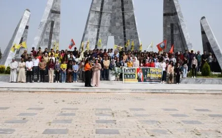 "سيبقى الشهداء منارة تنير دربنا لتحقيق النصر وتحرير الأرض"